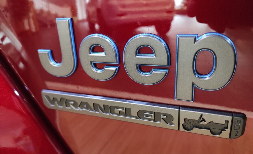 Jeep Wrangler Unlimited SAHARA 2,0 Hybryda-PLUG IN DEMO