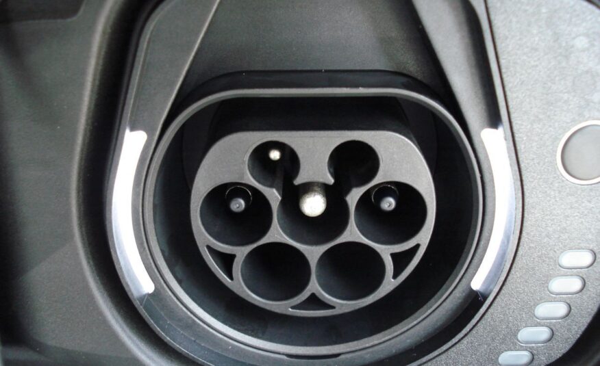 JEEP RENEGADE LIMITED 1,3 HYBRYDA  PLUG-IN 190KM 6A 4X4